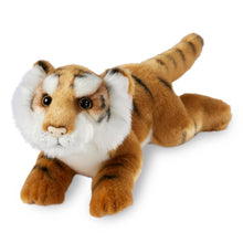 Load image into Gallery viewer, GIFFA 9" WILDLIFE STUFFED ANIMAL