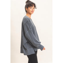 Load image into Gallery viewer, HYFVE PIGMENT DYED OVERSIZED RAW EDGE SWEATSHIRT