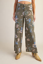 Load image into Gallery viewer, EASEL FLORAL PRINTED SOFT STRETCH TWILL PANTS
