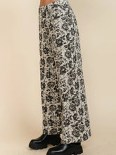 Load image into Gallery viewer, VINTAGE WAHED FLORAL COTTON WIDE LEG PANTS
