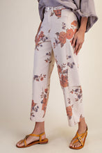 Load image into Gallery viewer, EASEL FLORAL PRINTED WASHED TWILL BARREL PANTS
