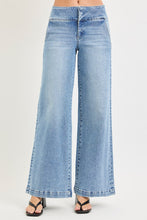 Load image into Gallery viewer, RISEN TUMMY CONTROL MID RISE WIDE LEG WIDE WAIST BAND STRETCHY JEANS
