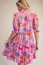 Load image into Gallery viewer, EASEL PUFF SLEEVE FLORAL DRESS
