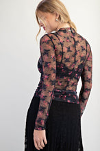 Load image into Gallery viewer, EASEL FLORAL PRINT SHEER LACE FITTED TOP

