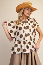 Load image into Gallery viewer, EASEL SHORT SLEEVE POLKA DOT BLOUSE
