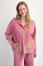 Load image into Gallery viewer, EASEL FLORAL PRINT MOCK NECK WASHED TERRY PULLOVER
