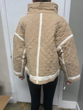 Load image into Gallery viewer, Quilt Puffer Jacket
