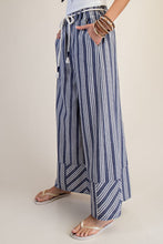 Load image into Gallery viewer, EASEL STRIPE LINEN WASHED PALAZZO PANTS
