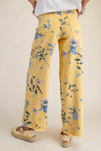 Load image into Gallery viewer, EASEL FLORAL PRINTED SOFT STRETCH TWILL PANTS
