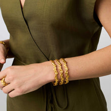Load image into Gallery viewer, JULIE VOS WILLOW GOLD BANGLE SMALL

