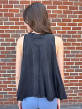 Load image into Gallery viewer, EESOME MINERAL WASHED CROPPED SLEEVELESS TOP
