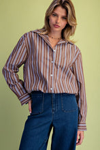 Load image into Gallery viewer, EASEL BUBBLE HEM STRIPED POPLIN SHIRT
