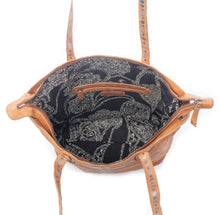 Load image into Gallery viewer, SIERRA CREST LEATHER BAG
