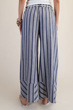 Load image into Gallery viewer, EASEL STRIPE LINEN WASHED PALAZZO PANTS

