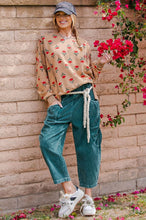 Load image into Gallery viewer, Easel Floral Print Washed Thermal Pullover
