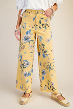Load image into Gallery viewer, EASEL FLORAL PRINTED SOFT STRETCH TWILL PANTS
