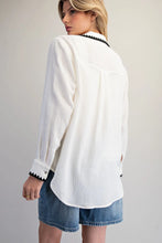 Load image into Gallery viewer, EE:SOME SCALLOP TRIM COTTON GAUZE BLOUSE
