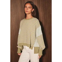 Load image into Gallery viewer, LE LIS SCOOPED NECK LINE STRIPE SWEATSHIRTS
