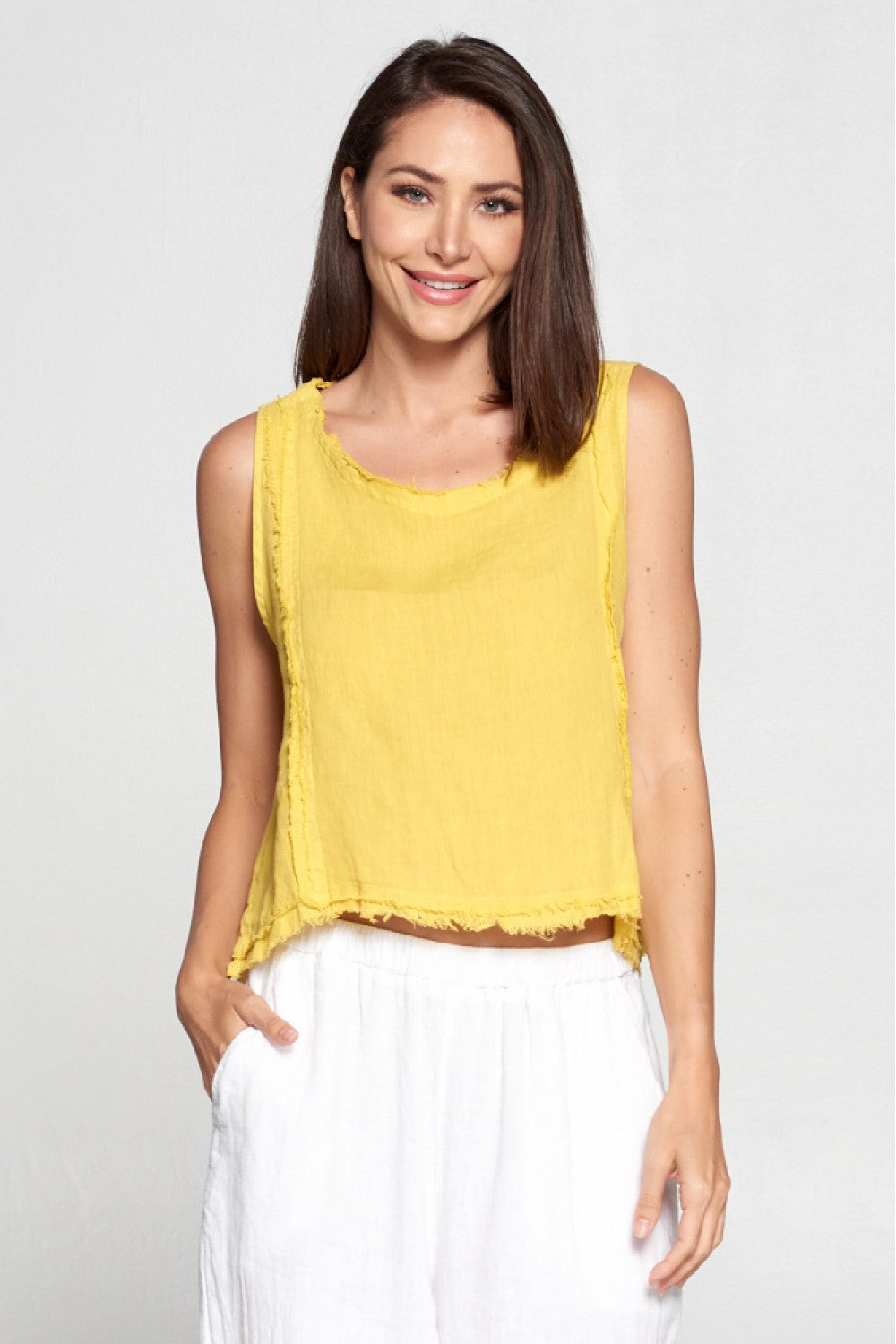 MATCH POINT SLEEVELESS CROP WITH RAW EDGE SILVER TOP