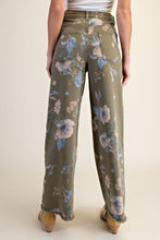 Load image into Gallery viewer, EASEL FLORAL PRINTED SOFT STRETCH TWILL PANTS
