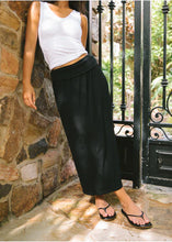 Load image into Gallery viewer, Elietian black midi skirt
