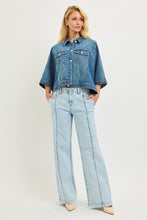 Load image into Gallery viewer, RISEN FLOWY SQUARE CAPE JACKET
