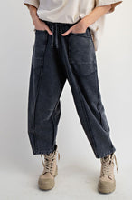 Load image into Gallery viewer, EASEL MINERAL WASHED TERRY KNIT BARREL PANTS
