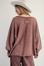 Load image into Gallery viewer, EASEL DEEP V NECK WASHED TERRY PULLOVER
