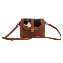 Load image into Gallery viewer, MYRA STEER CREST FALLS LEATHER HAIRON BAG
