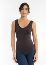 Load image into Gallery viewer, ELIETIAN RIBBED V-NECK TANK ONE SIZE
