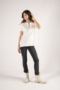 BEFORE YOU COLLECTION COTTON SLUB V NECK SS TEE