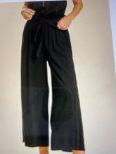 Load image into Gallery viewer, UMGEE LINEN BLEND WIDE LEG CROPPED PANTS W REMOVABLE TIE BELT
